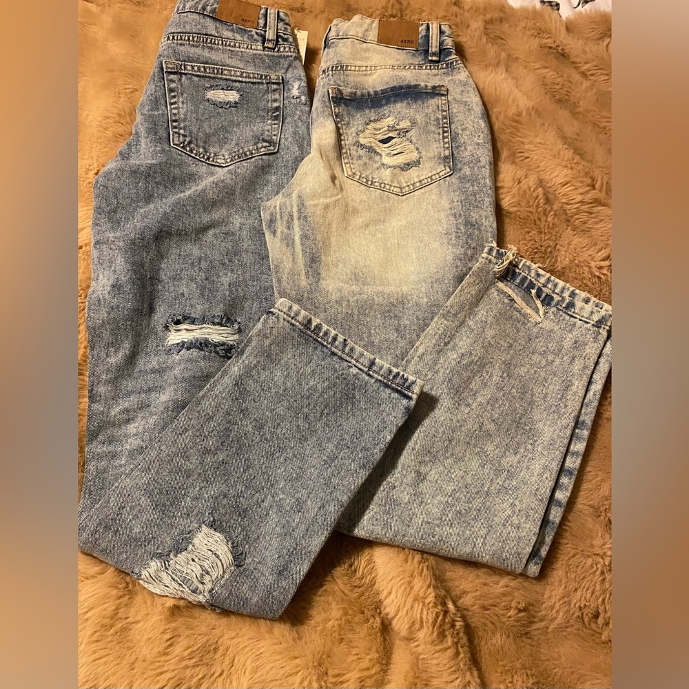 BNWT 2 pairs of Aeropostale woman’s jeans size 0